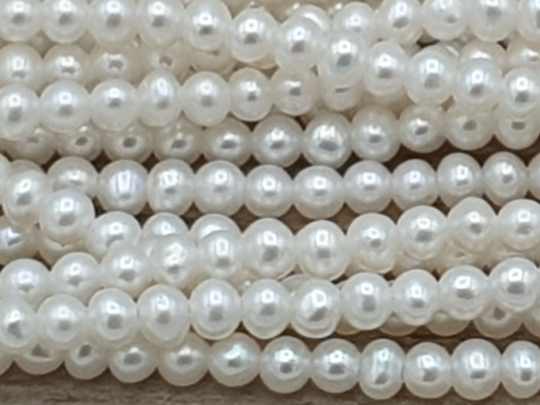 pearl necklace strand 2-2.3mm AAA