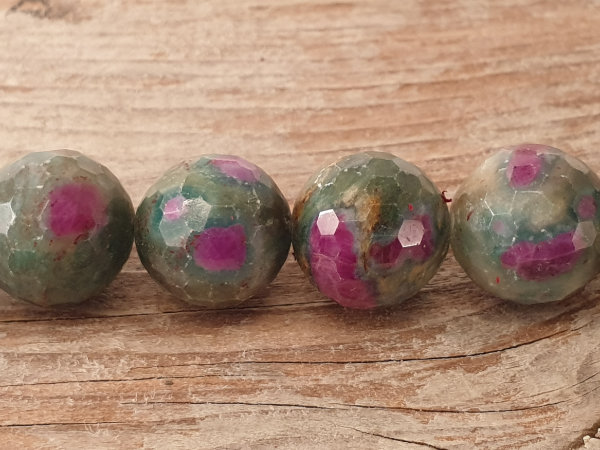 ruby zoisit necklace 12mm faceted