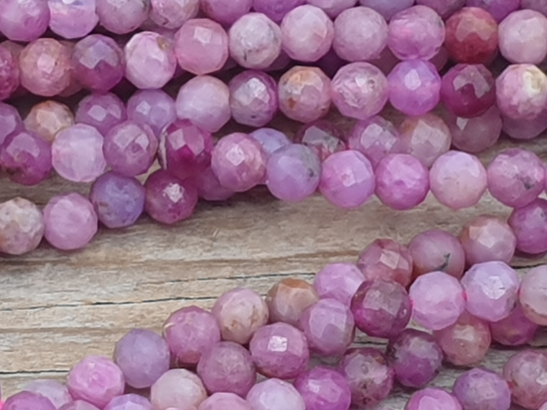 ruby necklace faceted 3mm