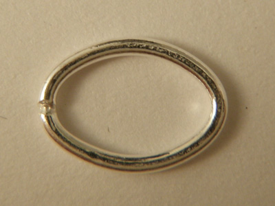 ring 7x10mm, closed, silver