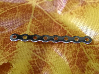 separator 8-eye, brass silver color