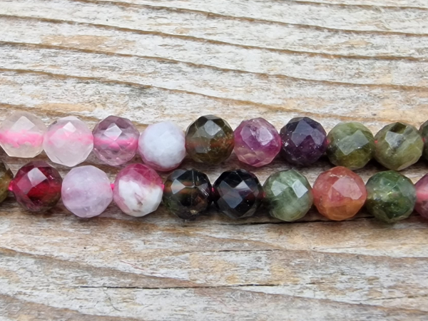 tourmaline necklace faceted 4mm