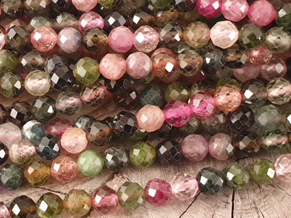 tourmaline AA necklace faceted 4mm