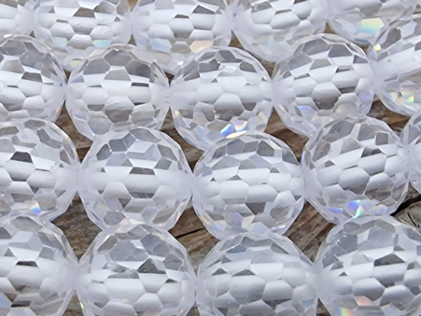 Zirkoniakette-stark funkelnd-facettiert 6mm
