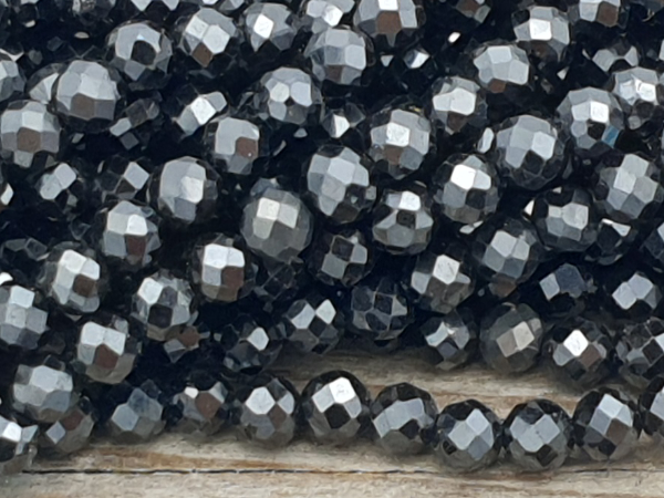 zircon necklace faceted 3mm
