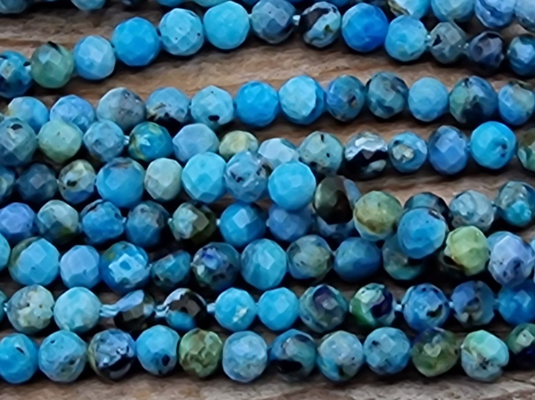 Blauer Opal Kette 3mm facettiert